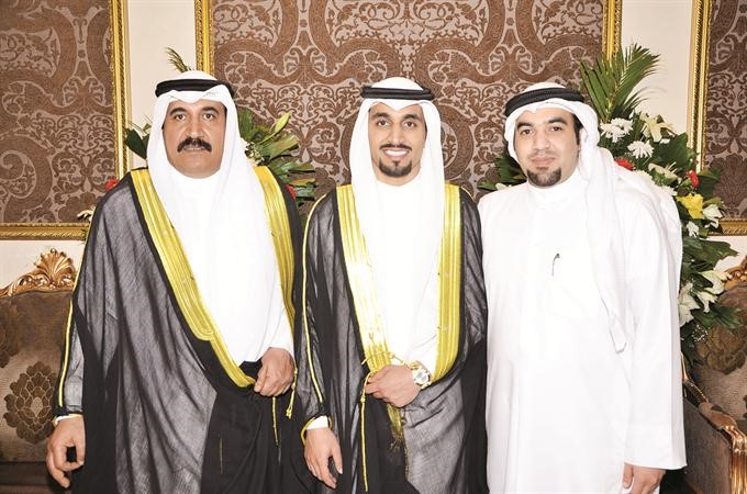 الزميل مبارك الشمري والمعرس ووالده﻿