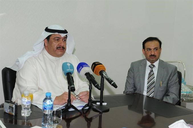 دعمر السيد ودجابر الخالدي اثناء المؤتمر الصحافي