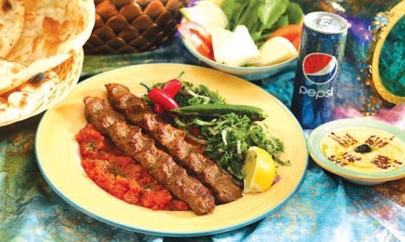مطاعم «ناز» تحتفل بمرور عام على افتتاح فرع بيان