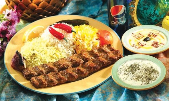 مطاعم «ناز» تحتفل بمرور عام على افتتاح فرع بيان