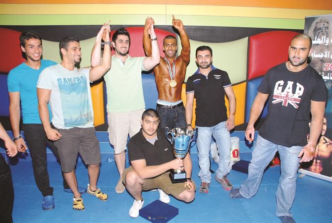 فرحة الابطال بالالقاب ﻿