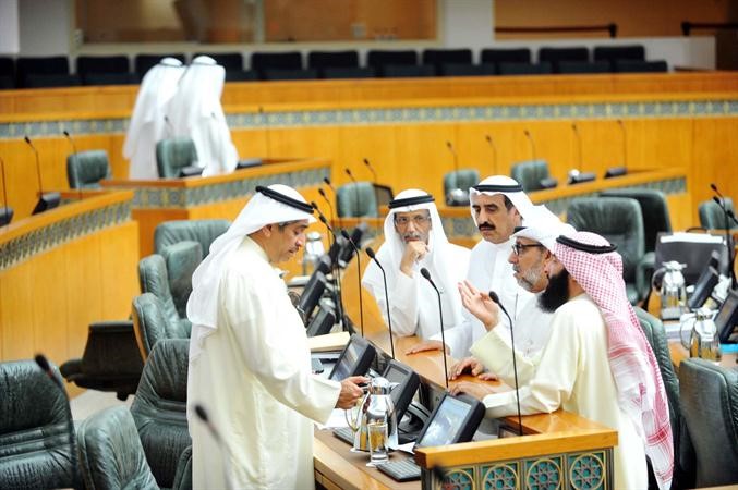معادل الخرافي ودصلاح العتيقي ومبارك العرف وسعد البوص وسعود الحريجي