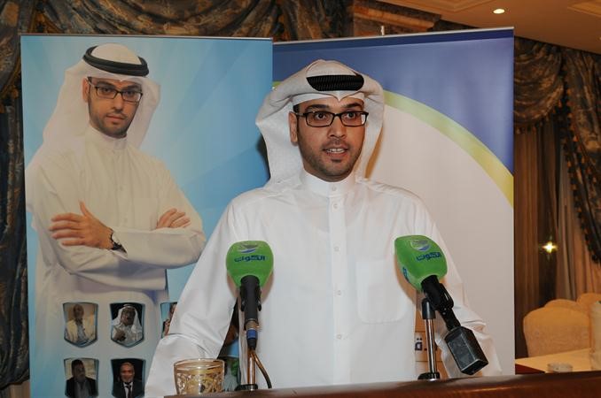 عمار تقي ملقيا كلمته
