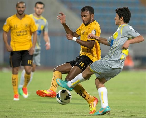 الاصفر قدم افضل عروضه امام فنجاء	 الازرقكوم