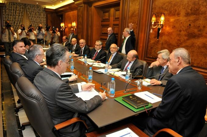 رئيس مجلس النواب نبيه بري مترئسا جلسة للجان الخاصة بمناقشة قانون الانتخابات امس محمود الطويل