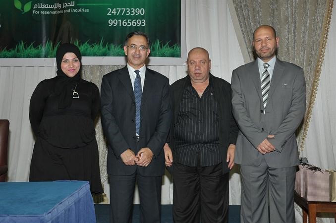 المشاركون في المؤتمر الصحافي اسامة ابو عطية