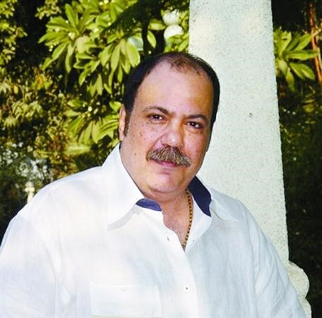 طلعت زكريا