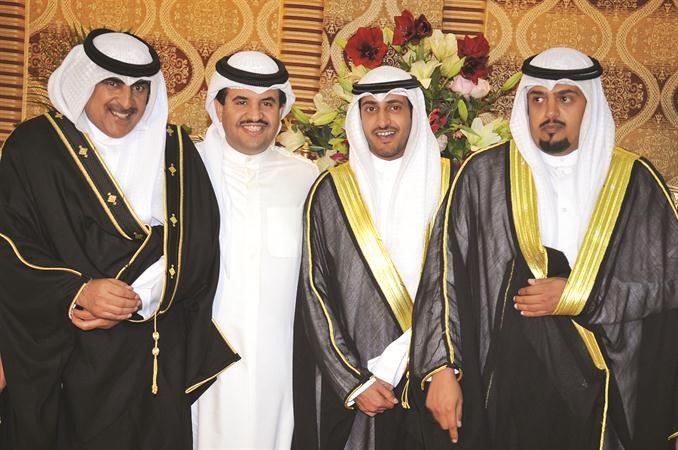 الشيخ دعيج الخليفة مهنئا
