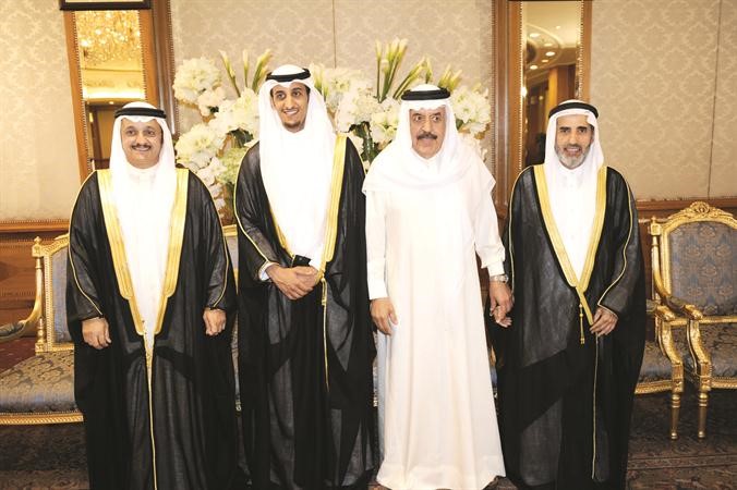 عبدالله الفارس يهنئ
