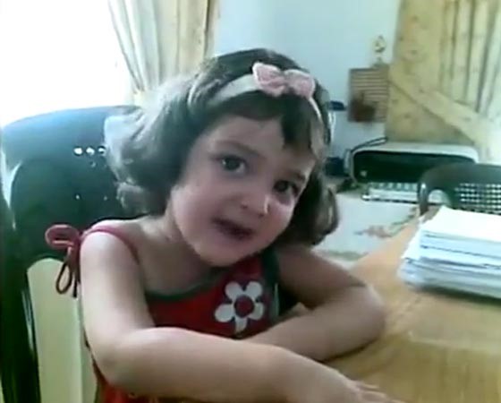 بالفيديو... موهبة متميزة لطفلة سورية تحفظ عواصم الدول .. ماذا قالت عن عاصمة إسرائيل؟
