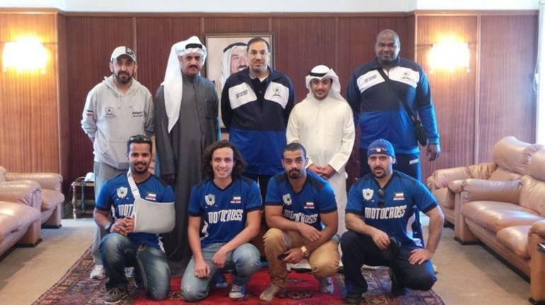 الشيخ احمد الداود مع الفائزين بالبطولة