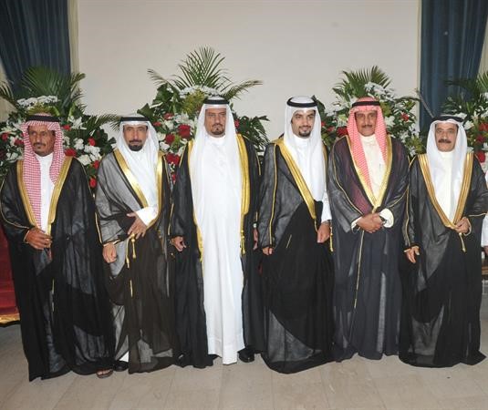 الشيخ دابراهيم الدعيج مباركا