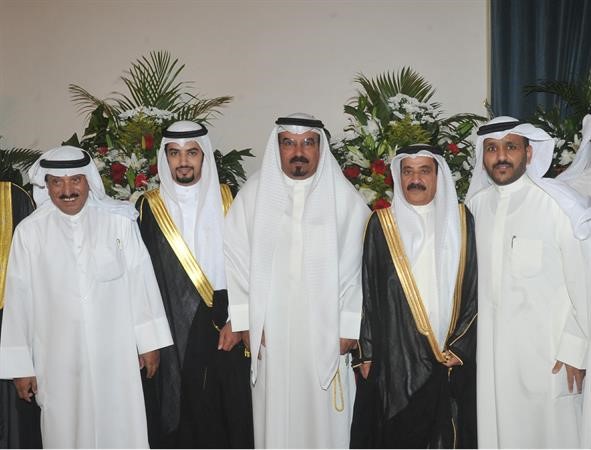مرزوق الحبيني وخميس عقاب يباركان