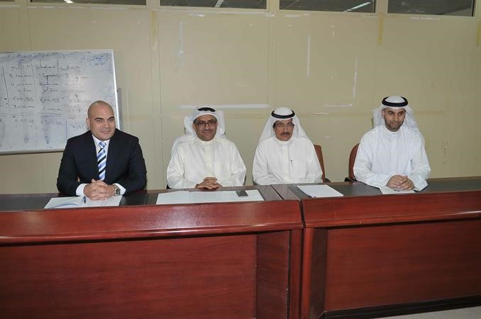 خلف الجاسم مترئسا عمومية شركة الامان للاستثمار	 اسامة ابوعطية