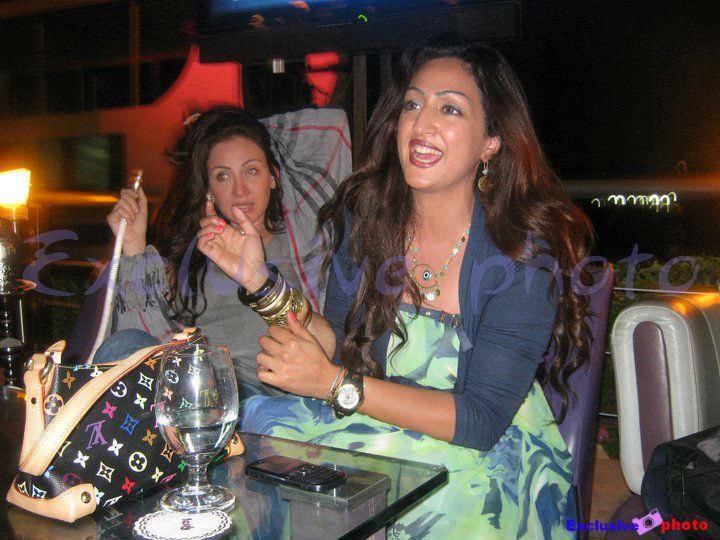بالفيديو..  والد أحد المجندين يحرج ريهام سعيد على الهواء