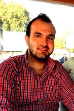 كرم شاكر ﻿
