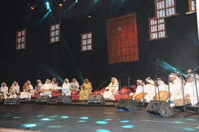 جلسة غنائية تراثية مميزة ومفعمة بالاحاسيس