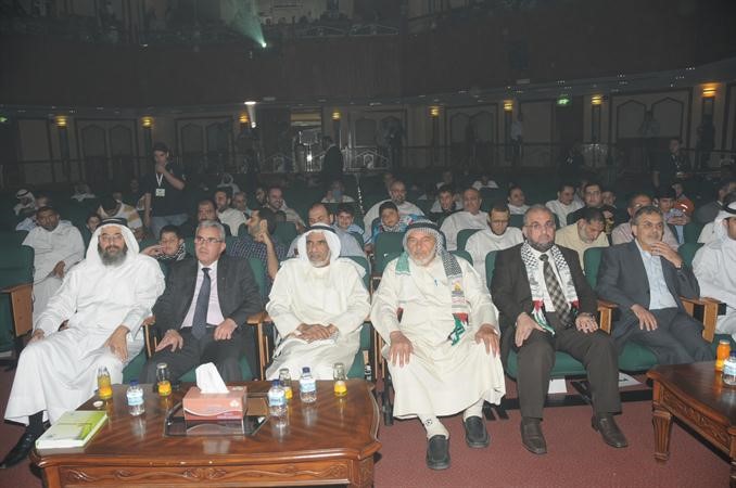 المشاركون في مهرجان العودة الثالث	 انور الكندري