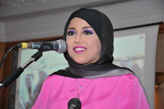 م منار الحشاش تلقي كلمتها