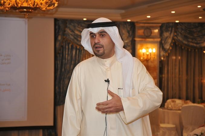 انس الصالح يستعرض تقرير ممارسة انشطة الاعمال