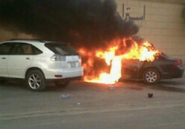 الإطاحة بسعوديين سرقا سيارة بداخلها إمرأة وقحصا بها ثم أحرقاها
