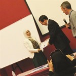 تكريم احدى المشاركات﻿