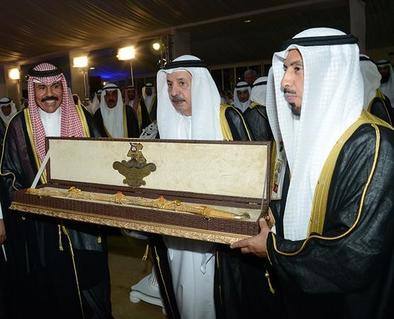 واخرى لسمو ولي العهد