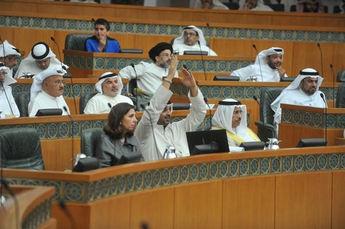 الشيخ محمد العبدالله يطلب نقطة نظام