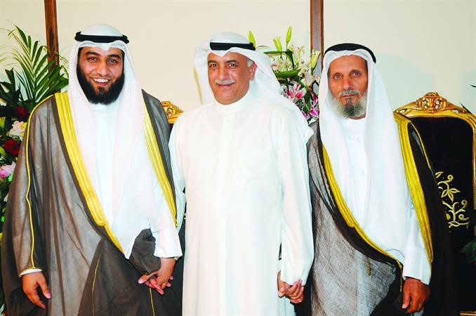شعيب المويزري يبارك