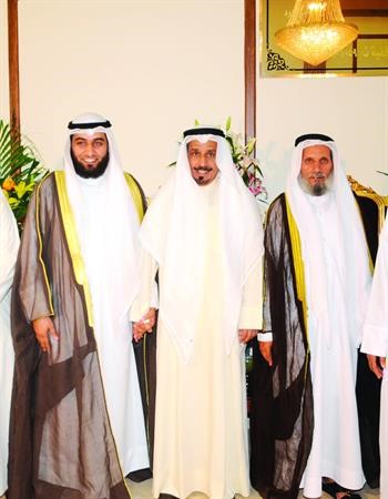 محمد النومس يهنئ