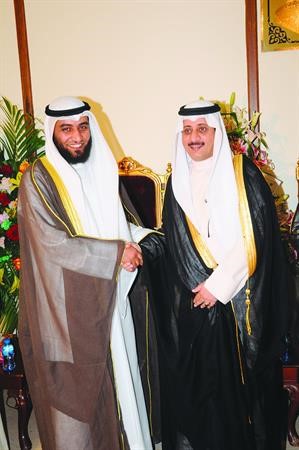 دبدر الدويش يبارك للدكتور فهد الديحاني