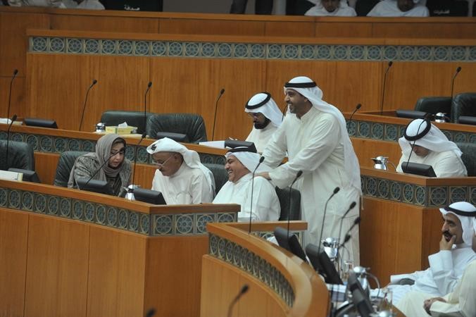 الشيخ محمد العبدالله في حديث باسم مع سالم الاذينة
