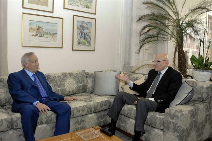 رئيس الحكومة المكلف تمام سلام مستقبلا النائب ميشال المر محمود الطويل