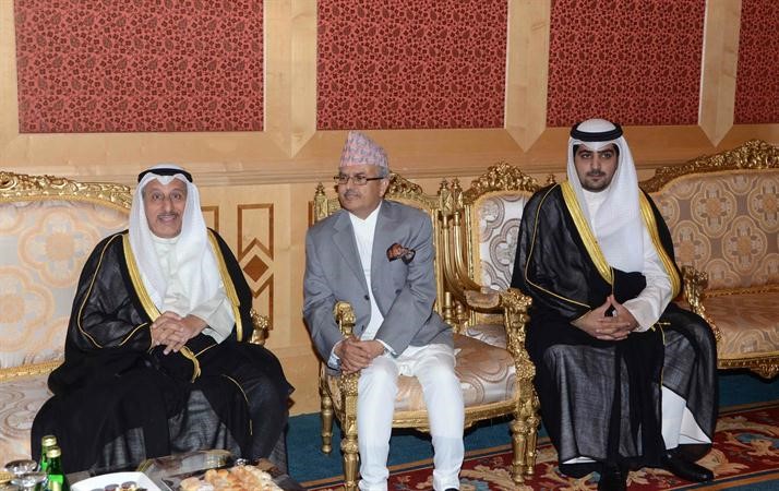 السفير خالد المغامس والسفير النيبالي مادهوبان باوديل
