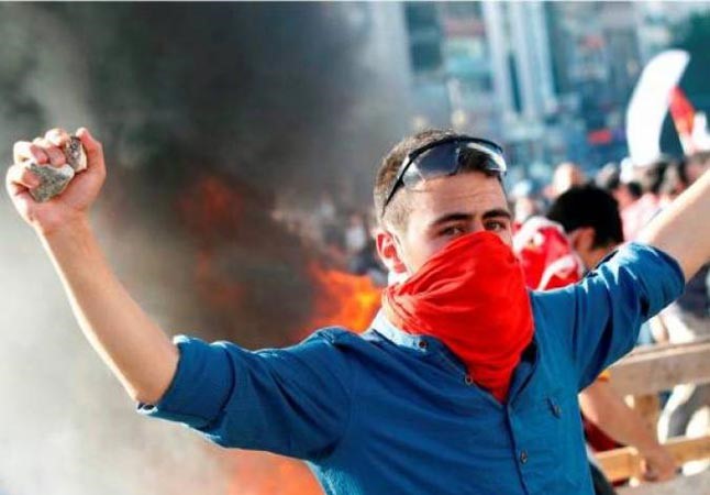 مستشار لأردوغان: ما يقال عن «ربيع تركي» غير واقعي .. والأمور ستهدأ