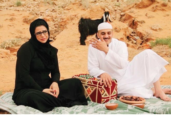  وفي مشهد من هشتقة