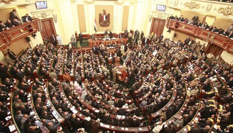 «الدستورية» المصرية تبطل «الشورى» و«تأسيسية الدستور»