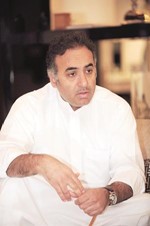 الحساوي: نوتينغهام يحتاج جناحين ورأس حربة وإصلاح الدفاع