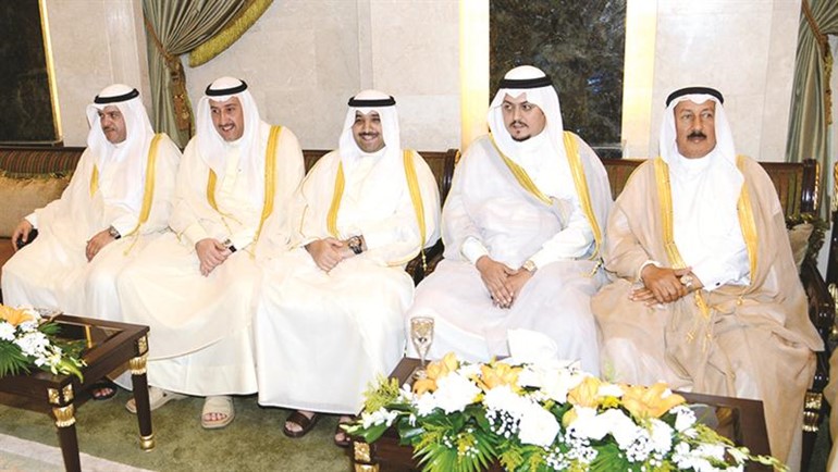 الشيخ صباح ناصر الصباح والشيخ فيصل الحمود والشيخ حمد الخالد المالك وجواد بوخمسين