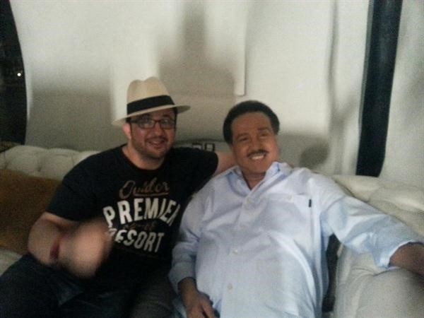 فنان العرب محمد عبده مع يعقوب المهنا