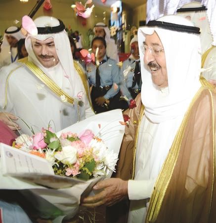 استقبال بالورود لصاحب السمو﻿