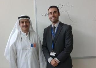 لقطة تذكارية بعد المحاضرة