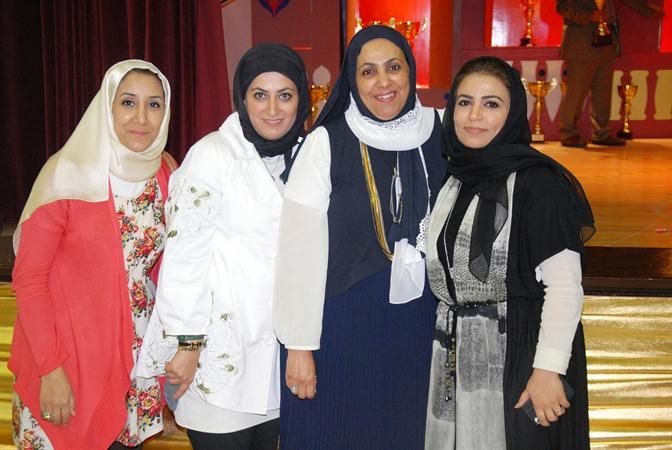 وفاء وباسمة وابتسام وهناء
