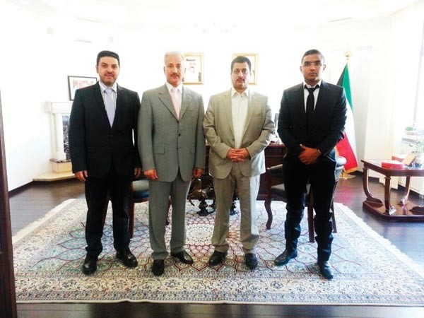 د بدر الدويش مع السفير القبندي ونائب وزير الثقافة الاوكراني