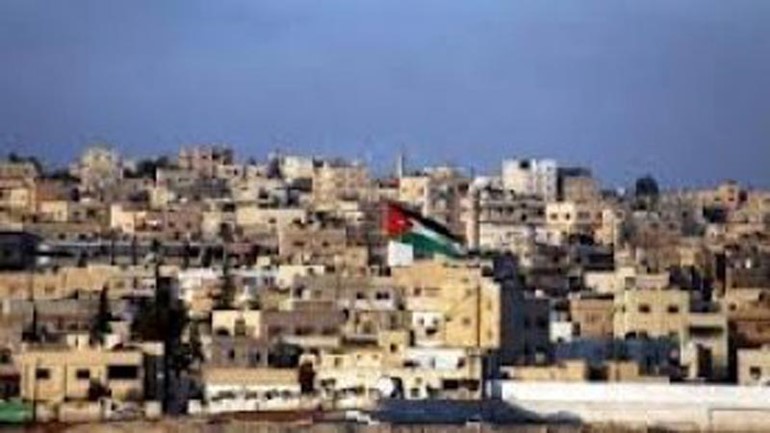 السجن 22 عاماً وغرامة نحو 356 مليون دولار لزوج عمة ملك الأردن بقضية فساد