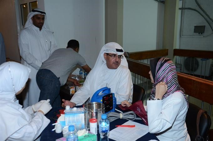 جانب من حملة التبرع بالدم