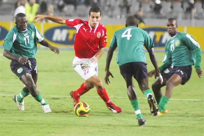 النجم محمد ابوتريكة ورقة مهمة لموقعتي الزمالك وهال سيتي 