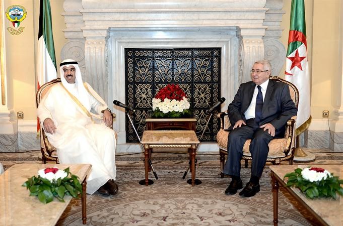 الرئيس علي الراشد مع نظيره الجزائري