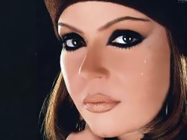 لوسي تنسحب من ملتقى ثقافي بعد رفض سلفي مصافحتها