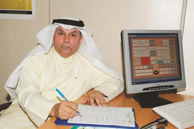 انور الشرهان يسجل طلب ترشيحه قاسم باشا